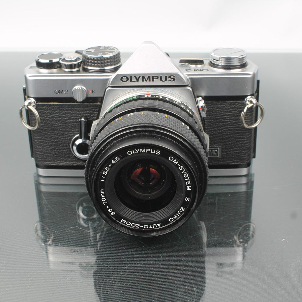Olympus OM-2 + Auto-Zoom 35-70mm f/3.5-4.5