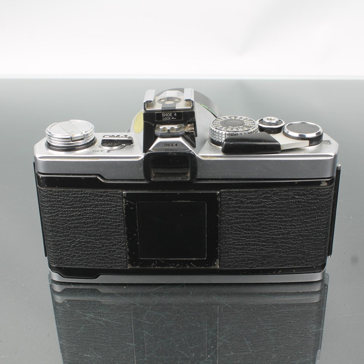 Olympus OM-1 + E.Zuiko Auto-T 135mm f/3.5