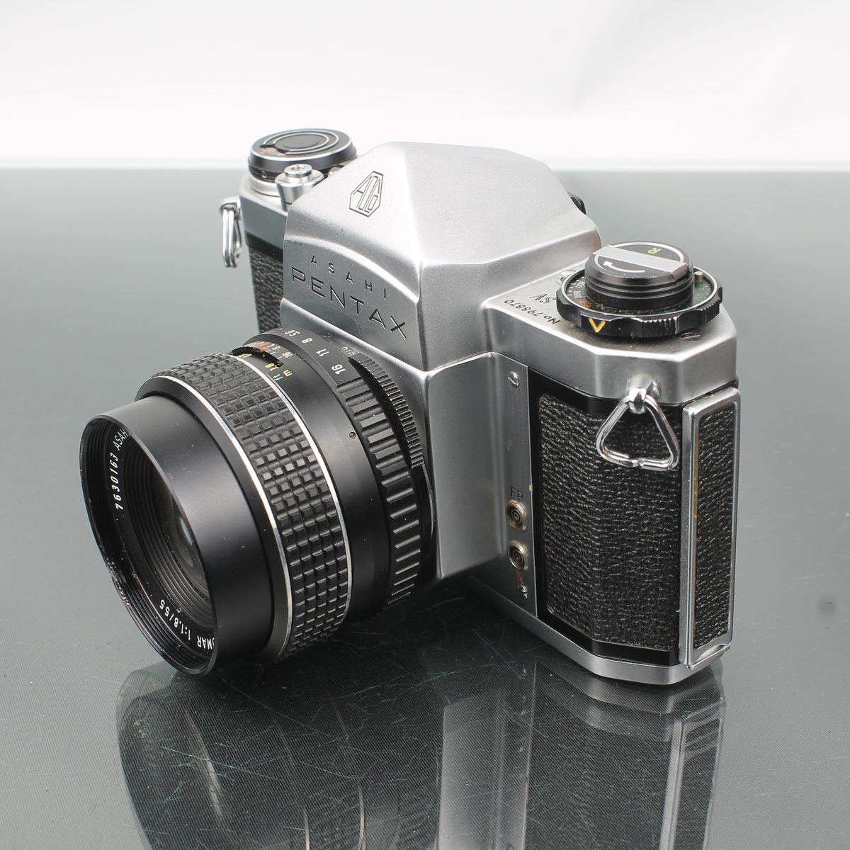 Asahi Pentax SV + SMC Takumar 55mm f/1.8