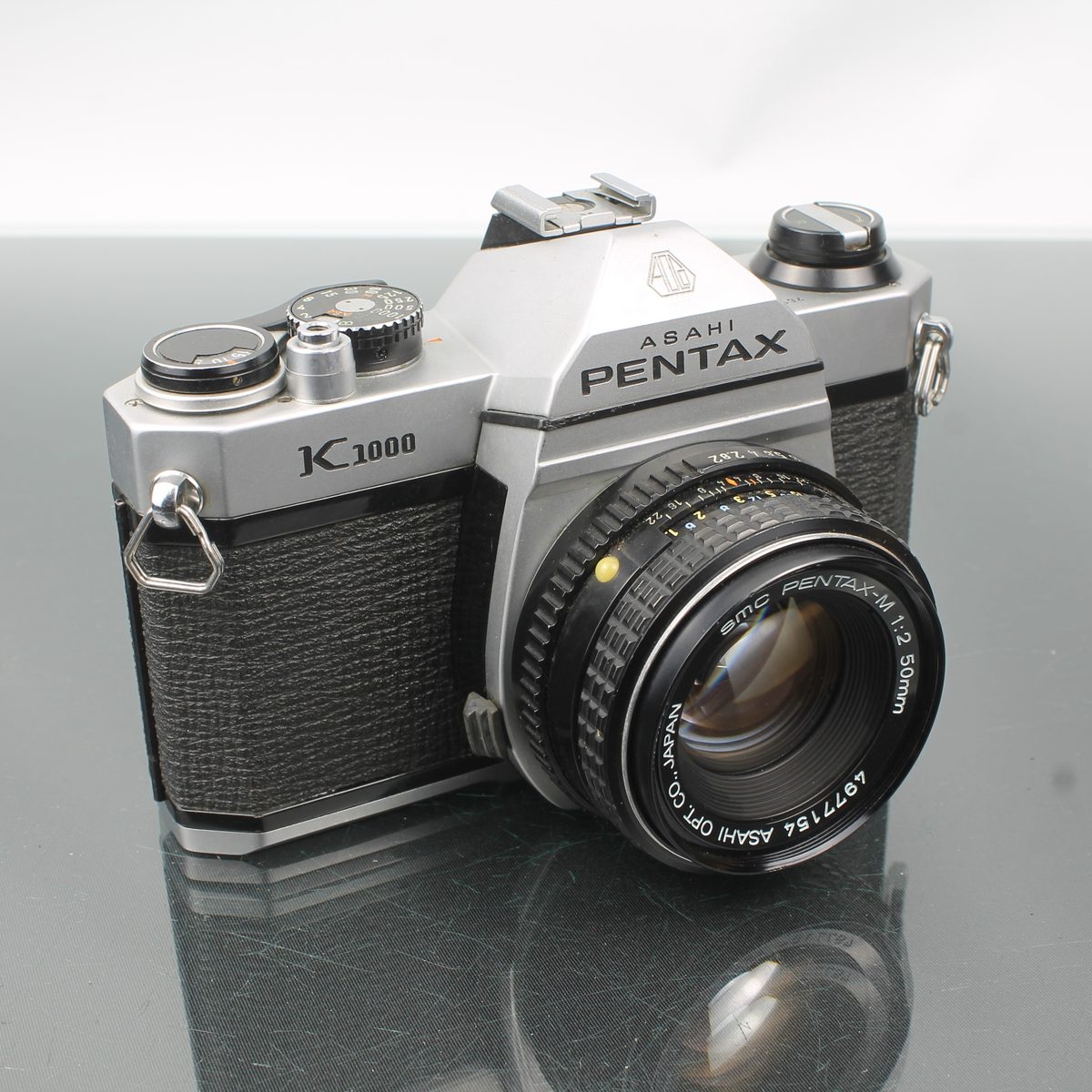 Asahi Pentax K1000 + SMC 1:2 50mm