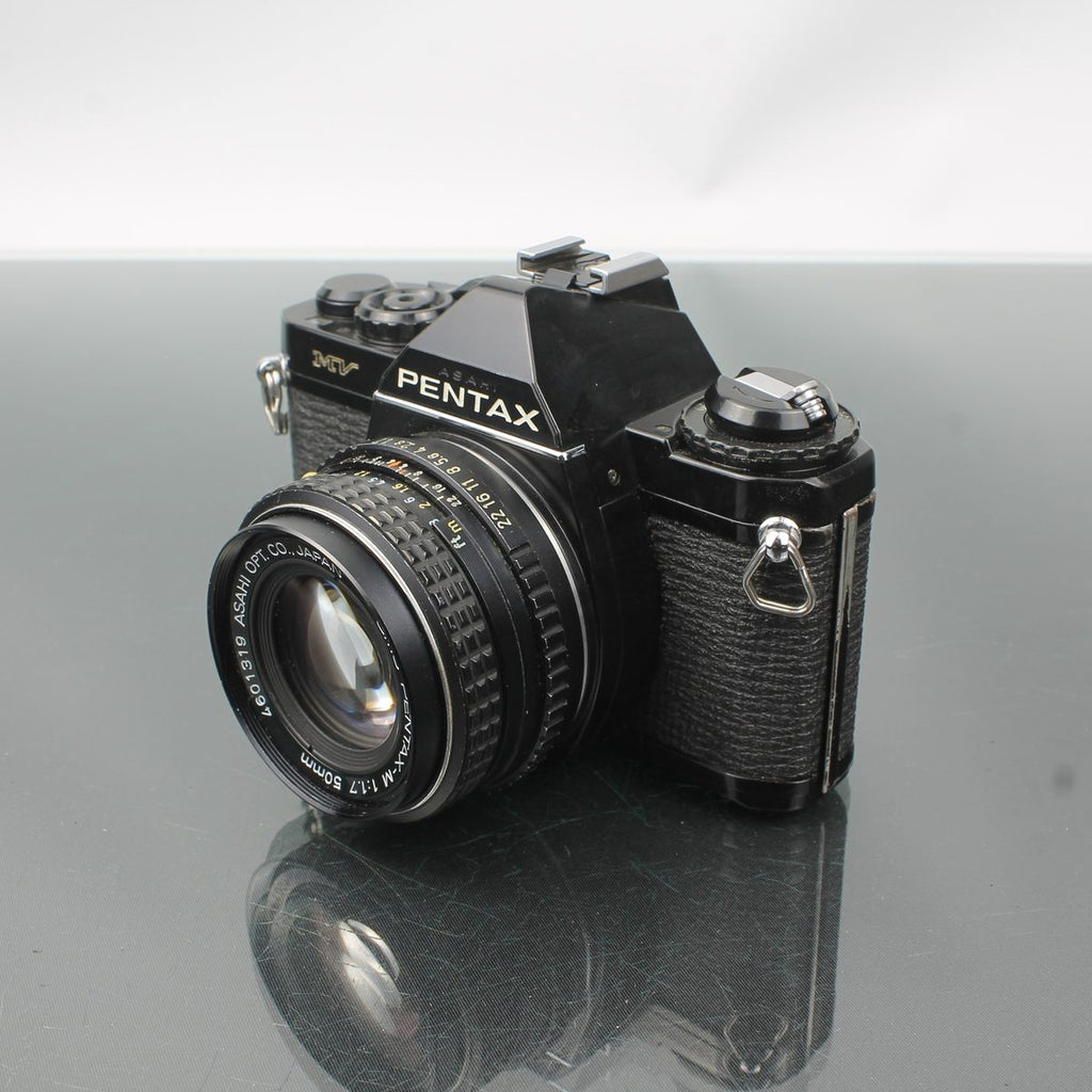 Asahi Pentax MV + SMC PENTAX-M 1:1.7 50mm
