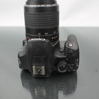Canon EOS 1000D DSLR + Canon EF 80-200mm
