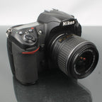 Nikon D300 + AF-S DX Nikkor 18-55mm 1:3.5-5.6G VR II