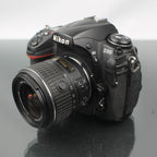 Nikon D300 + AF-S DX Nikkor 18-55mm 1:3.5-5.6G VR II