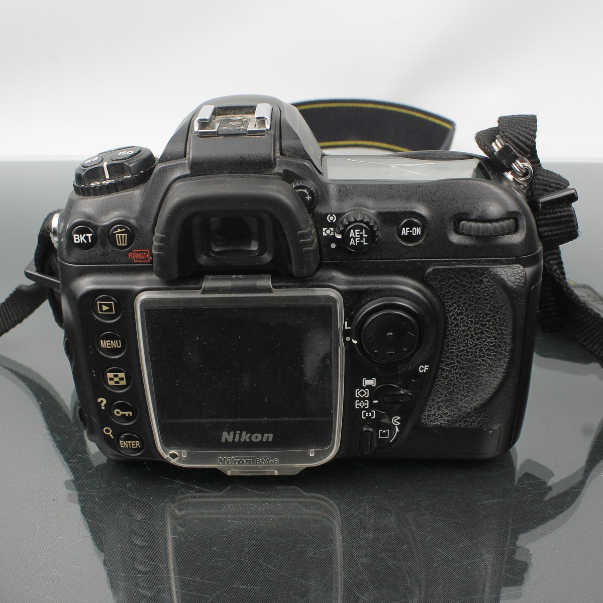 Nikon D200 + AF-S DX 18-55mm f/3.5-5.6G VR II