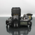 Nikon D200 + AF-S DX 18-55mm f/3.5-5.6G VR II