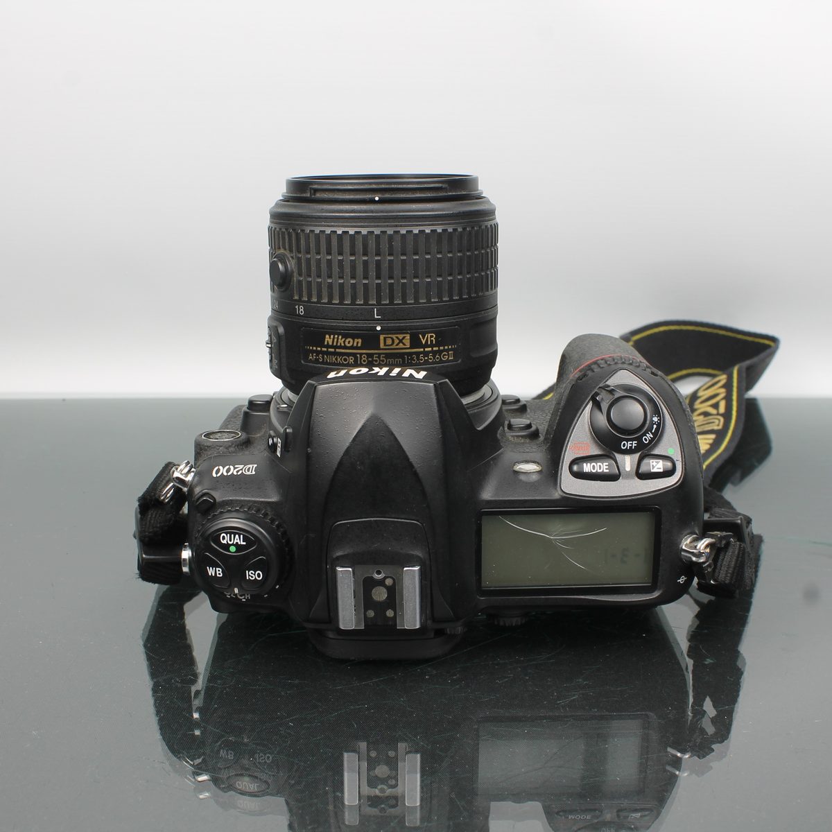 Nikon D200 + AF-S DX 18-55mm f/3.5-5.6G VR II