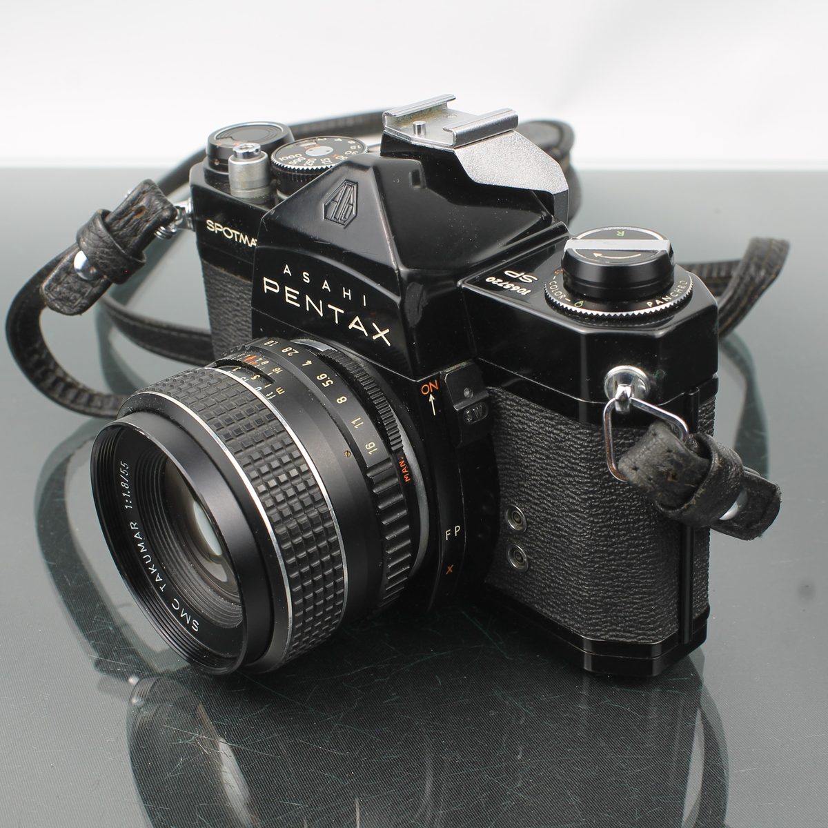 Asahi Pentax Spotmatic + SMC Takumar 1:1.8/55