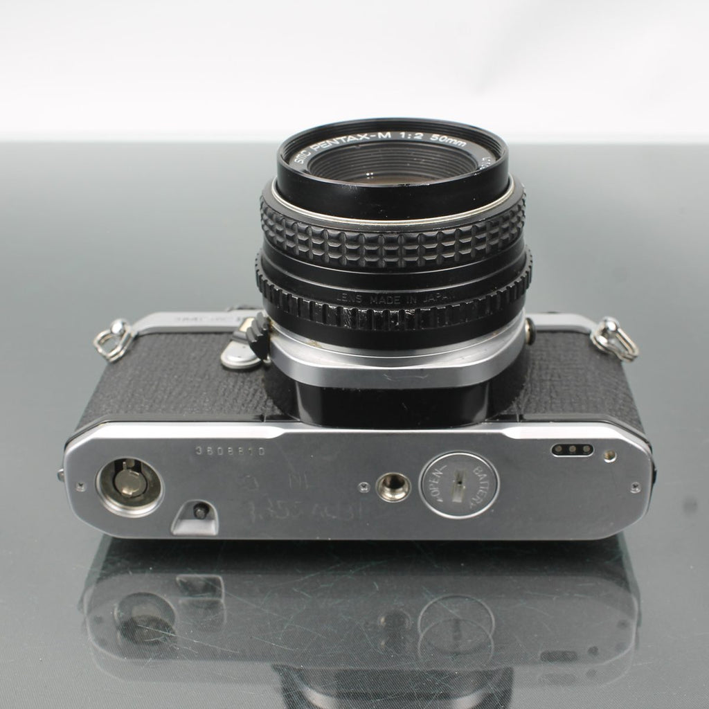 Asahi Pentax ME Super + SMC Pentax 1:2 50mm Lens