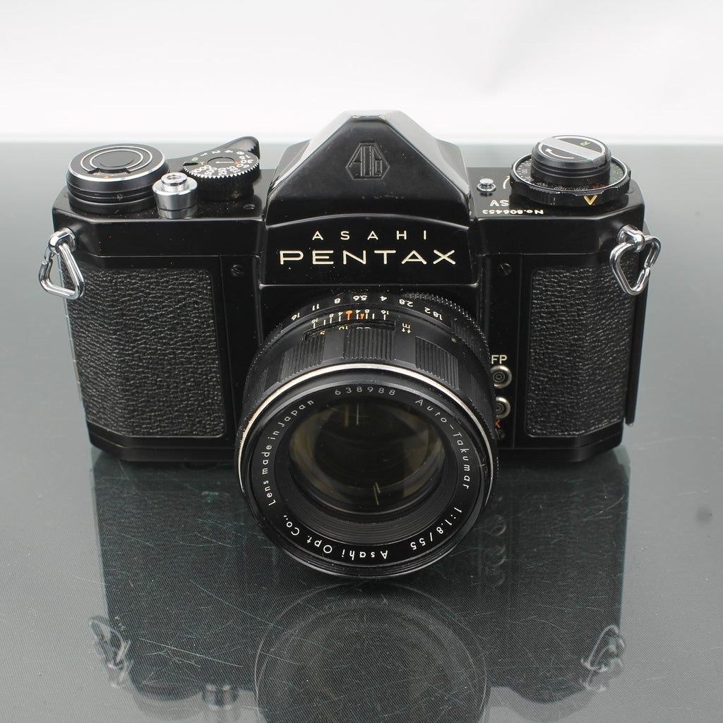 Asahi Pentax SV + Auto Takumar 1:1.8/55 Lens