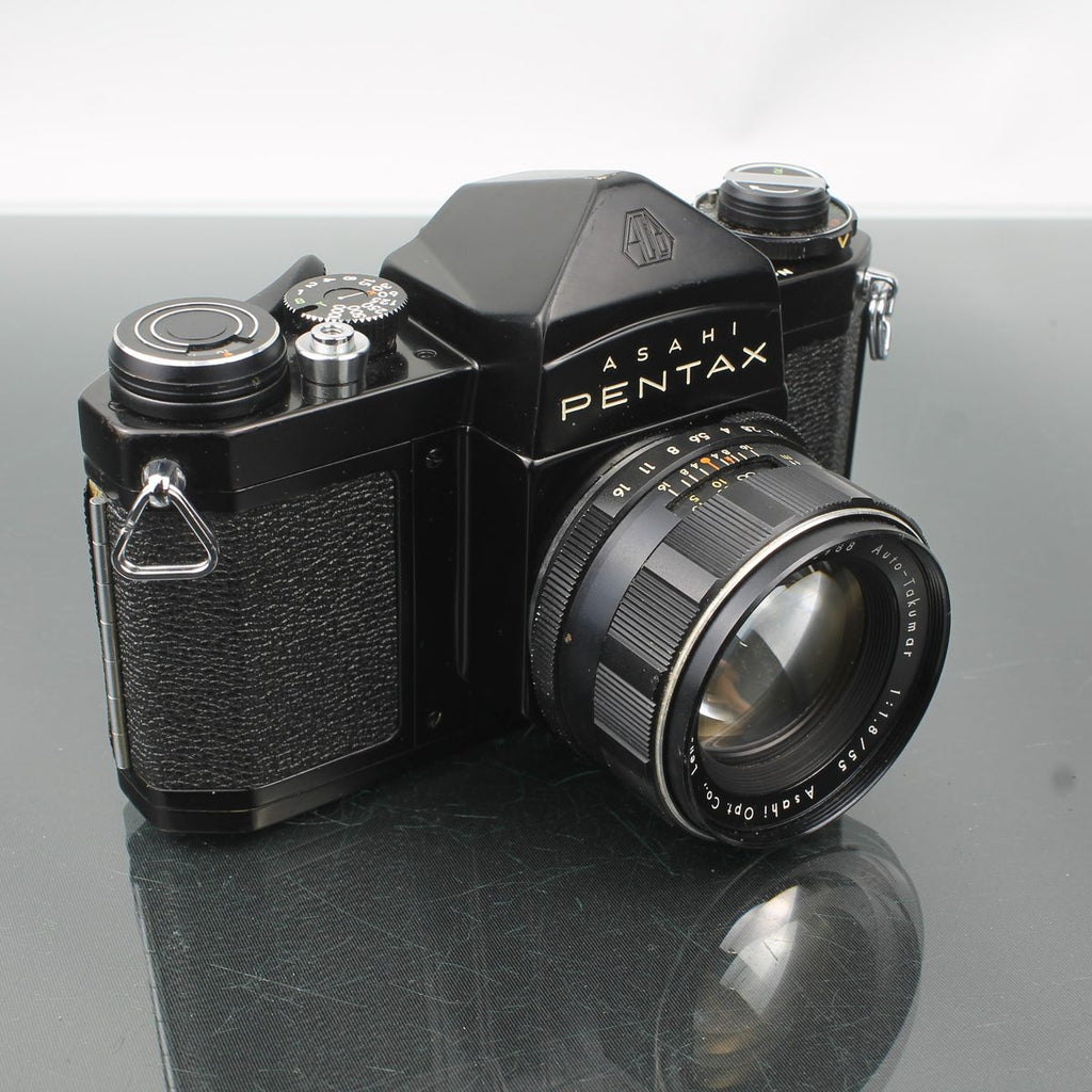 Asahi Pentax SV + Auto Takumar 1:1.8/55 Lens