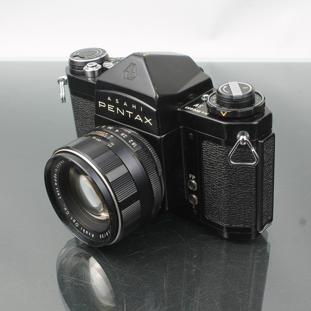 Asahi Pentax SV + Auto Takumar 1:1.8/55 Lens