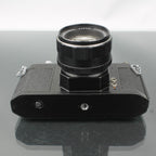 Asahi Pentax SV + Auto Takumar 1:1.8/55 Lens