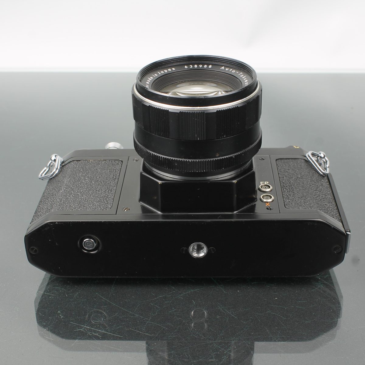 Asahi Pentax SV + Auto Takumar 1:1.8/55 Lens