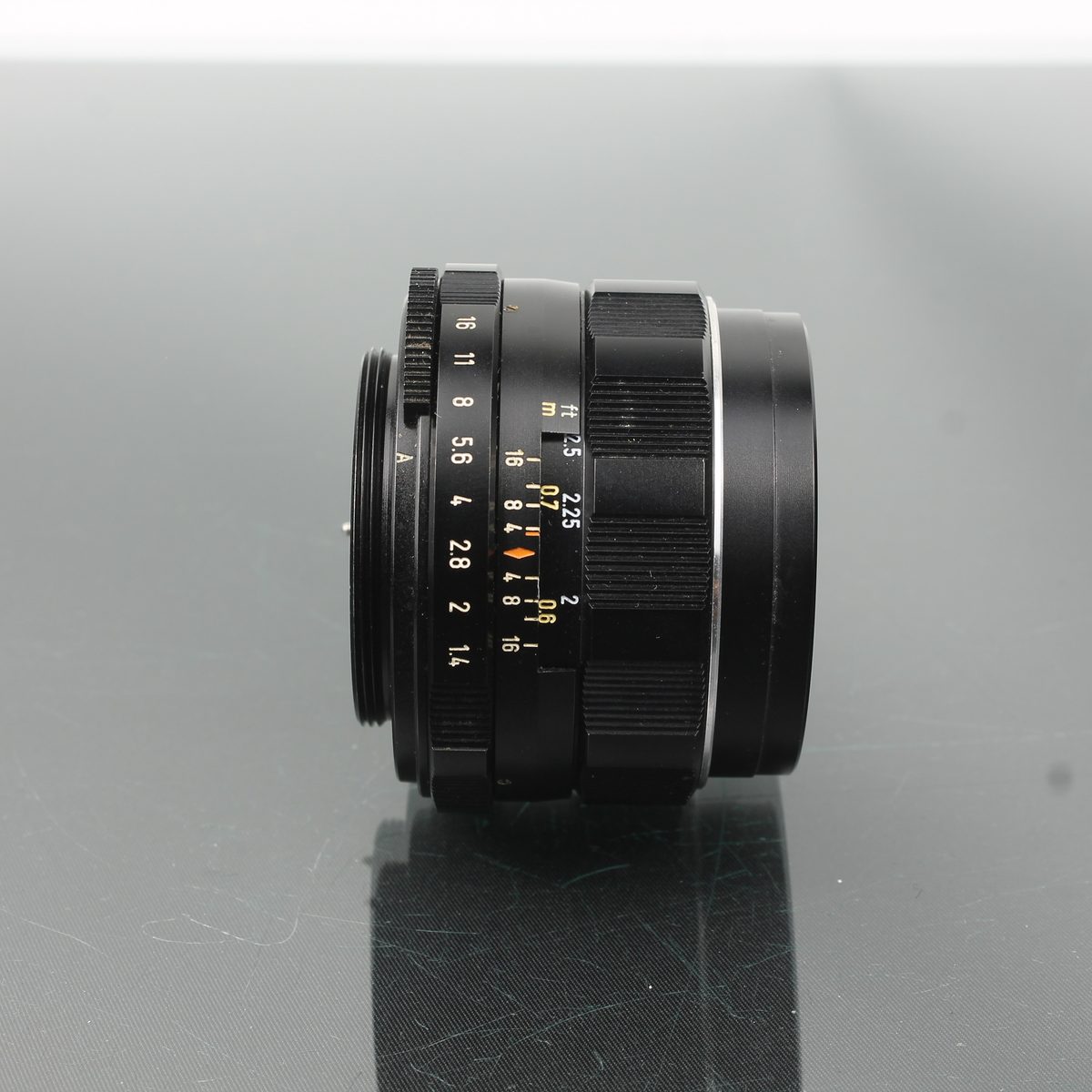 Asahi Super Takumar 1:1.4/50 Lens