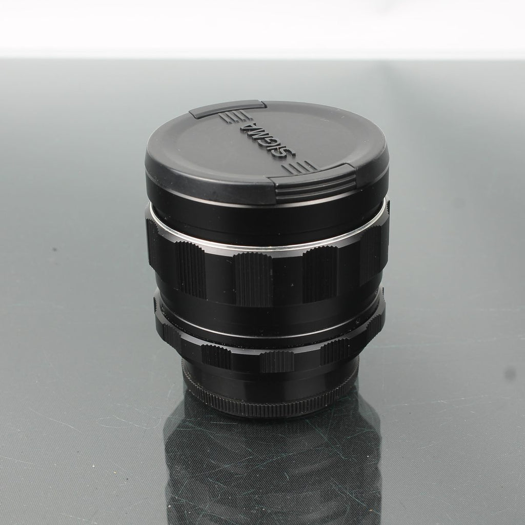 Asahi Super Takumar 28mm f/3.5