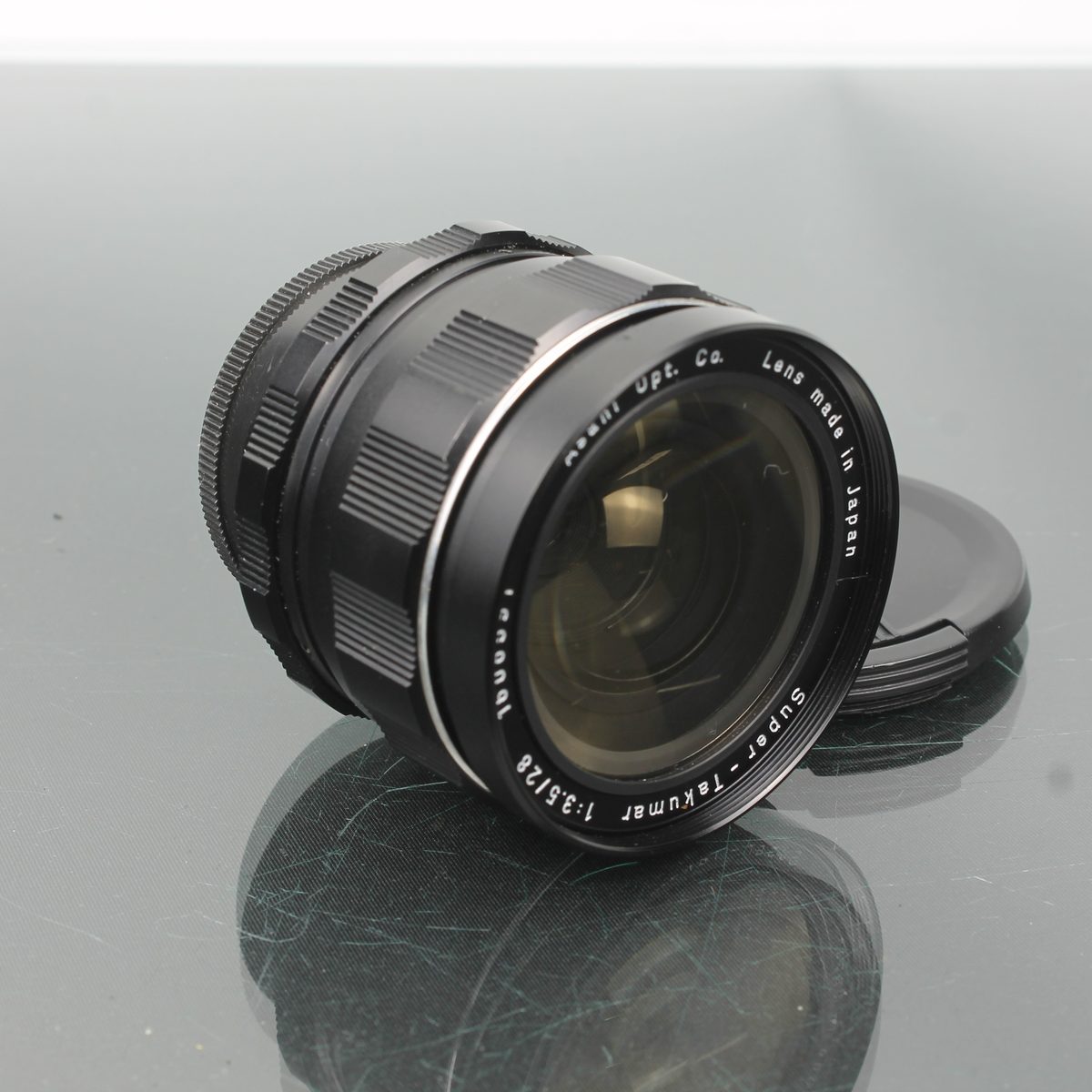 Asahi Super Takumar 28mm f/3.5