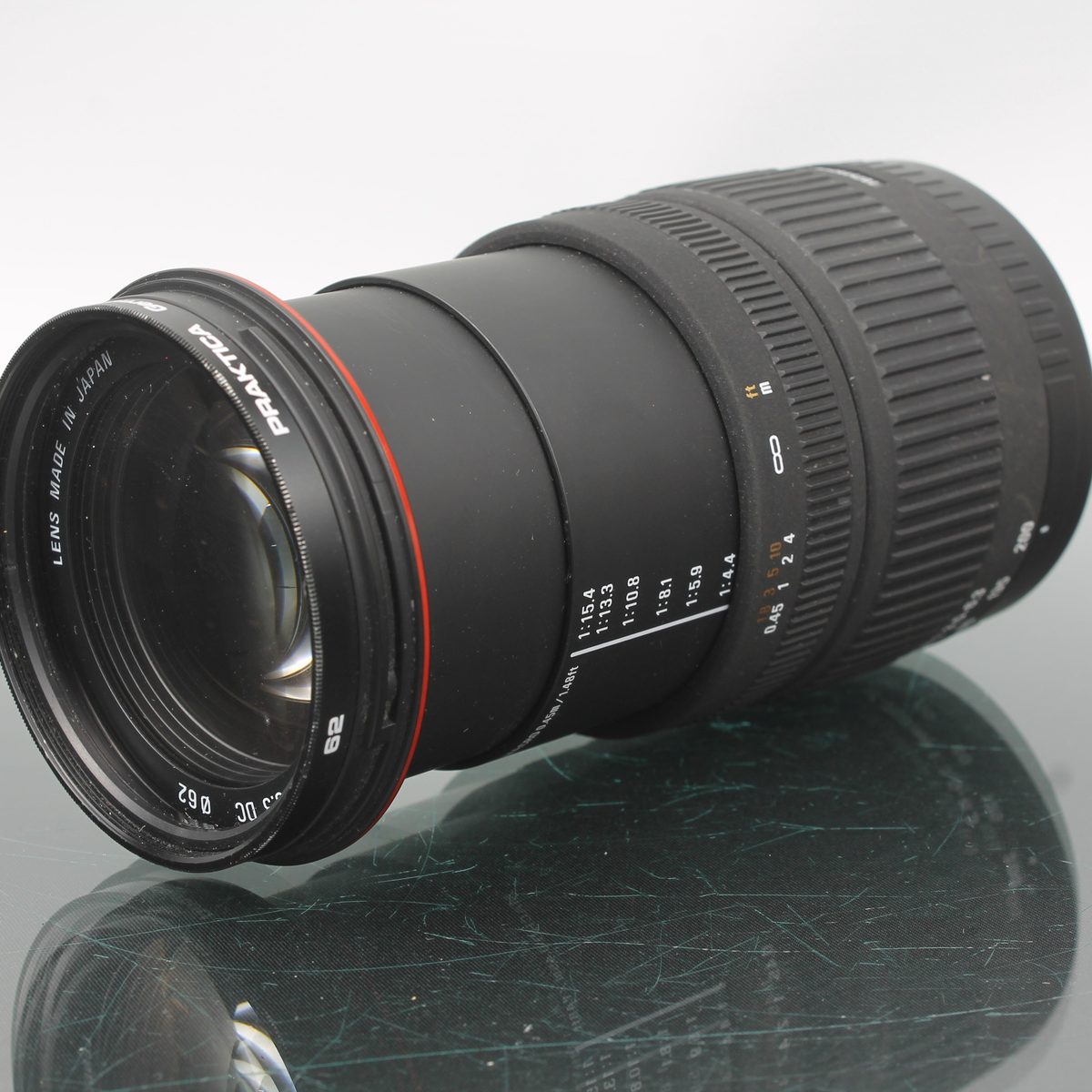 Sigma Zoom 18-200mm f/3.5-6.3 DC
