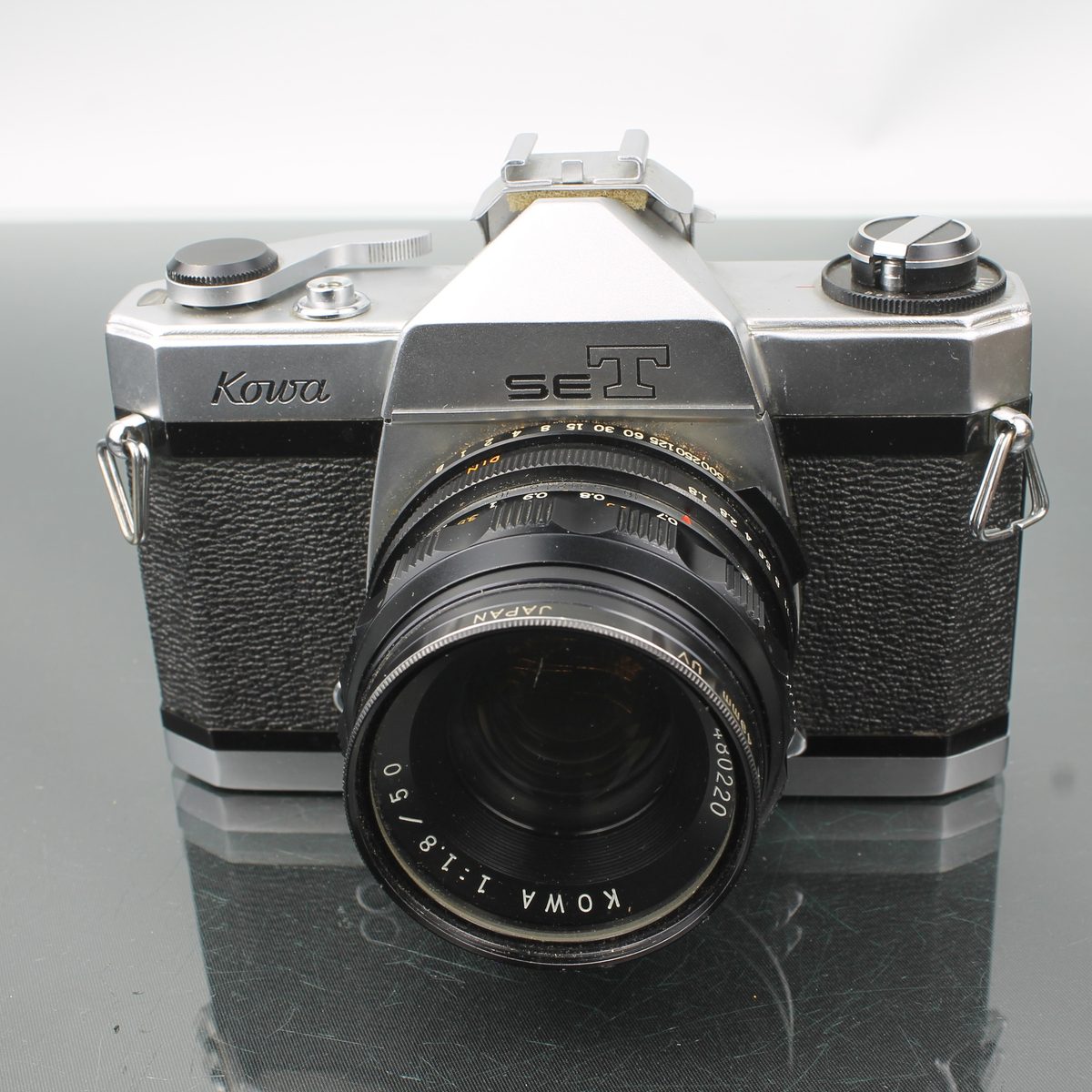 Kowa se T + Kowa 50mm f/1.8
