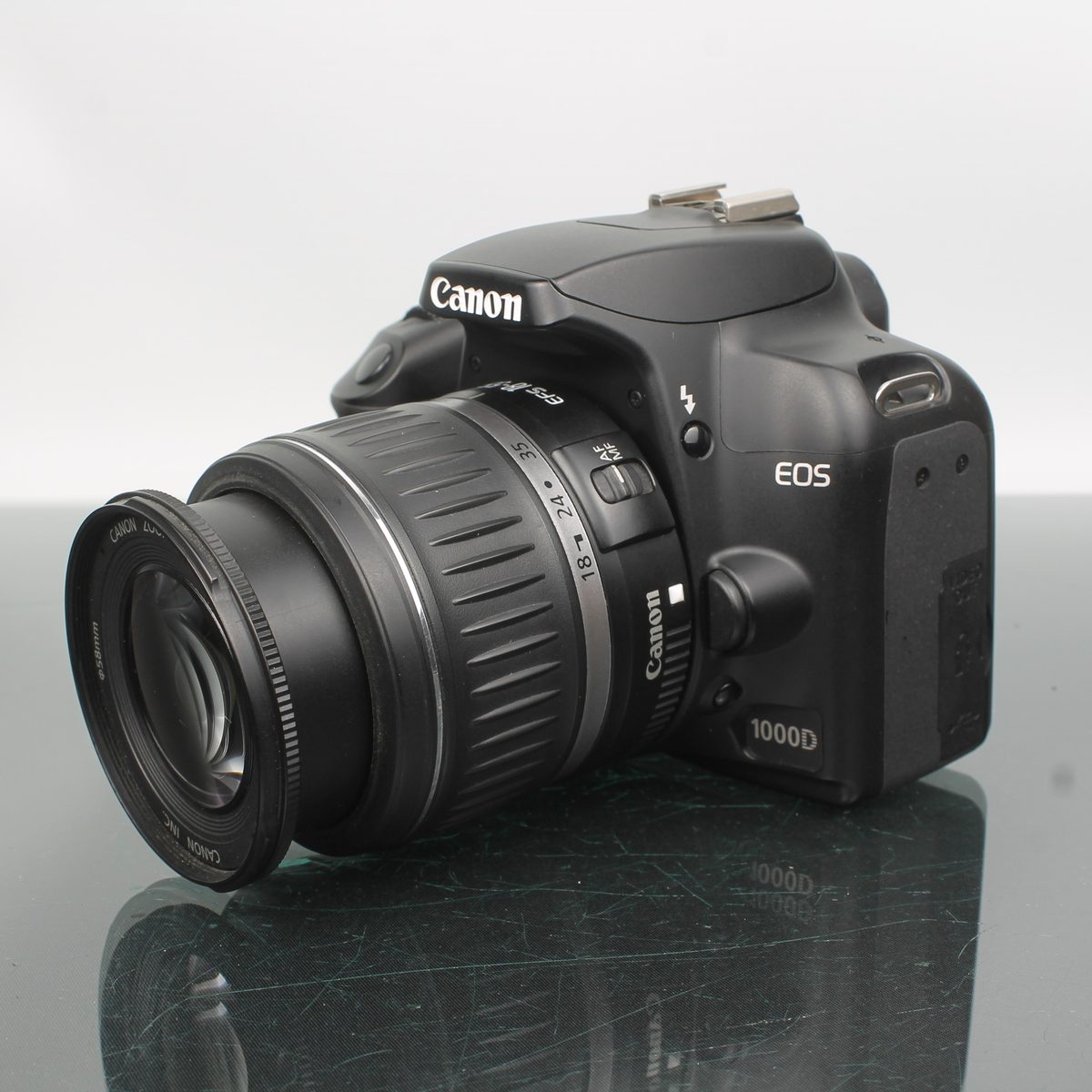 Canon EOS 1000D + Canon Zoom Lens EF-S 18-55mm f/3.5-5.6 II