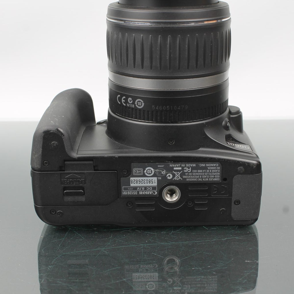 Canon EOS 1000D + Canon Zoom Lens EF-S 18-55mm f/3.5-5.6 II