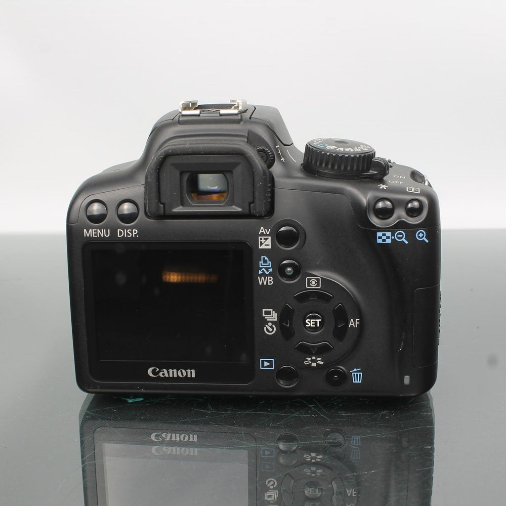 Canon EOS 1000D + Canon Zoom Lens EF-S 18-55mm f/3.5-5.6 II