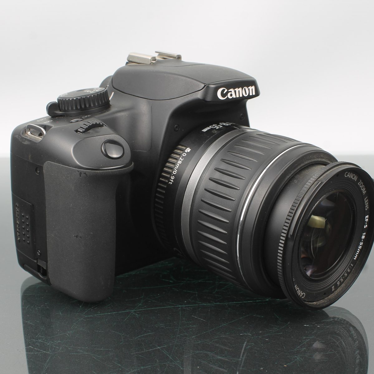 Canon EOS 1000D + Canon Zoom Lens EF-S 18-55mm f/3.5-5.6 II