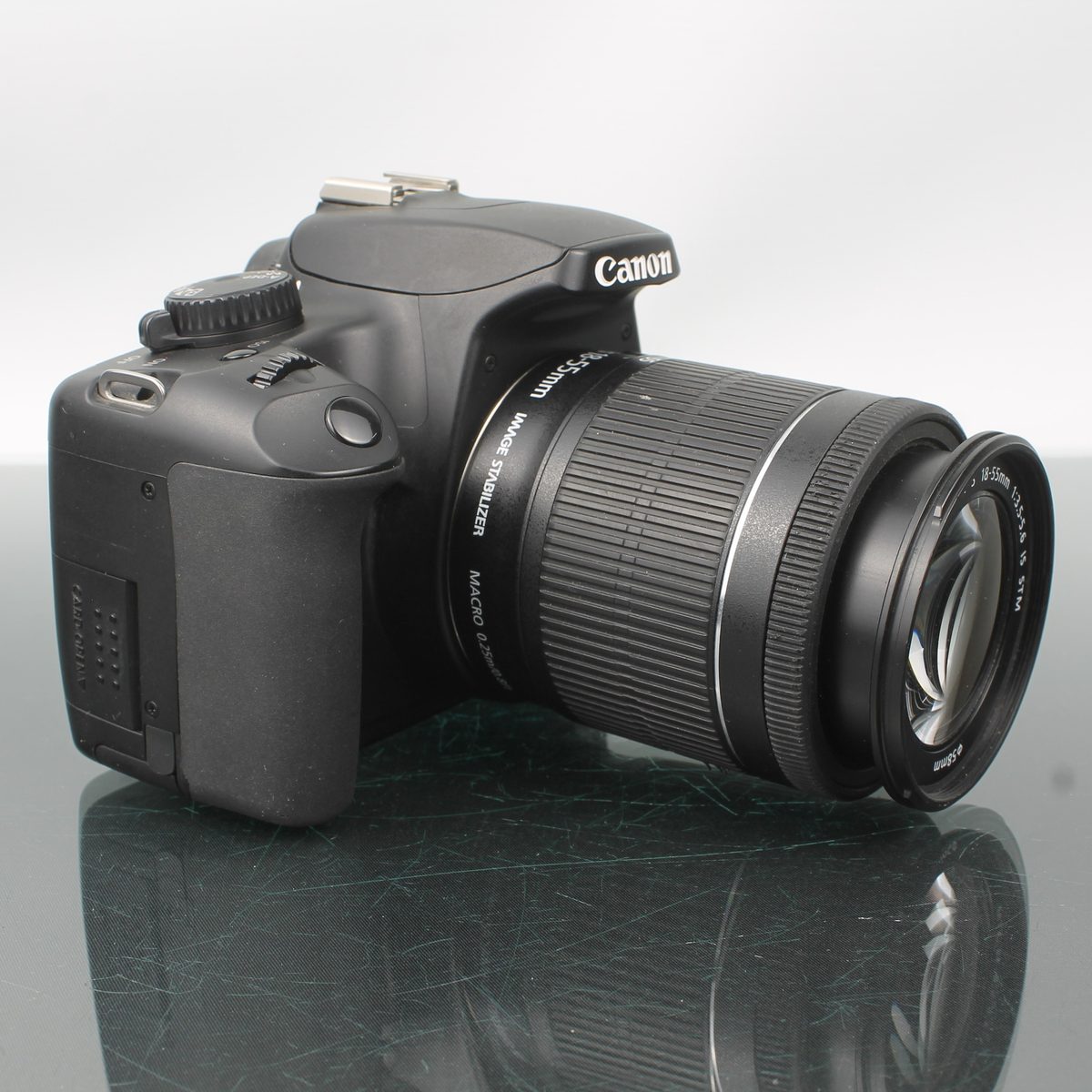 Canon EOS 1000D + Canon Zoom Lens EF-S 18-55mm f/3.5-5.6 IS STM