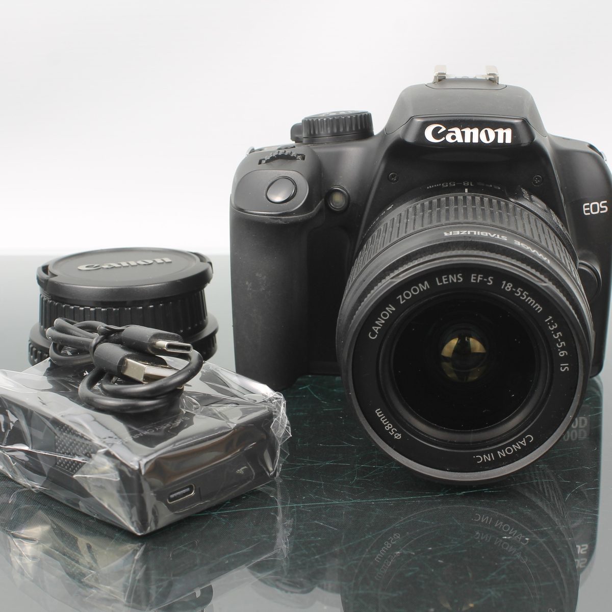 Canon EOS 1000D Kit EF-S 18-55mm IS
