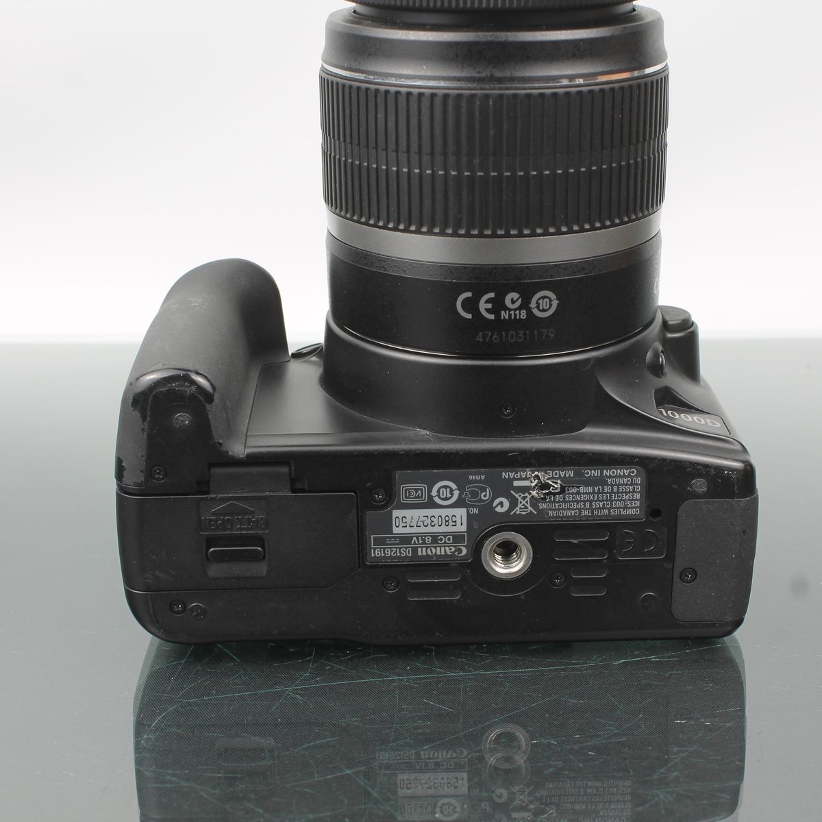 Canon EOS 1000D Kit EF-S 18-55mm IS