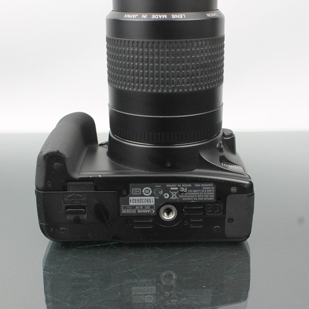 Canon EOS 1000D + Canon Zoom Lens EF 80-200mm f/4.5-5.6 II