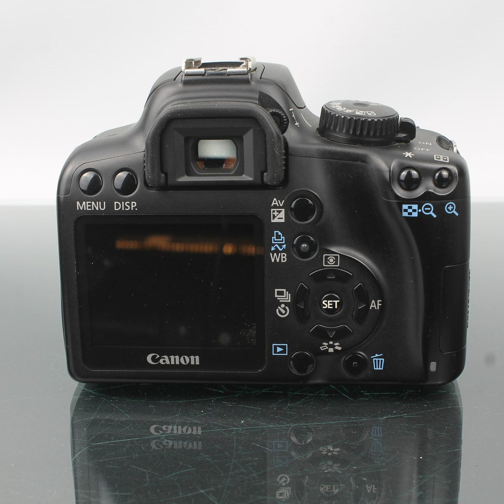 Canon EOS 1000D + Canon Zoom Lens EF-S 18-55mm f/3.5-5.6mm II