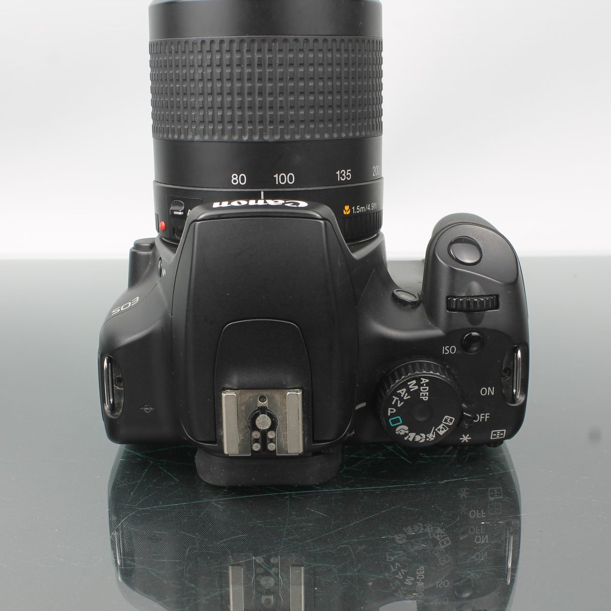 Canon EOS 1000D + Canon Zoom Lens EF 80-200mm f/4.5-5.6 II