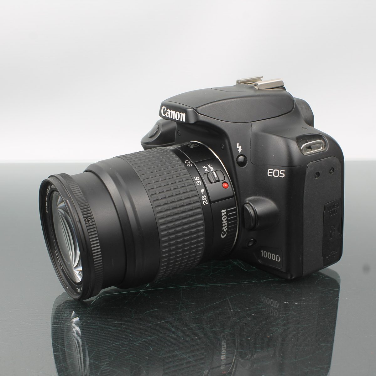 Canon EOS 1000D + Canon Zoom Lens EF 28-80mm f/3.5-5.6
