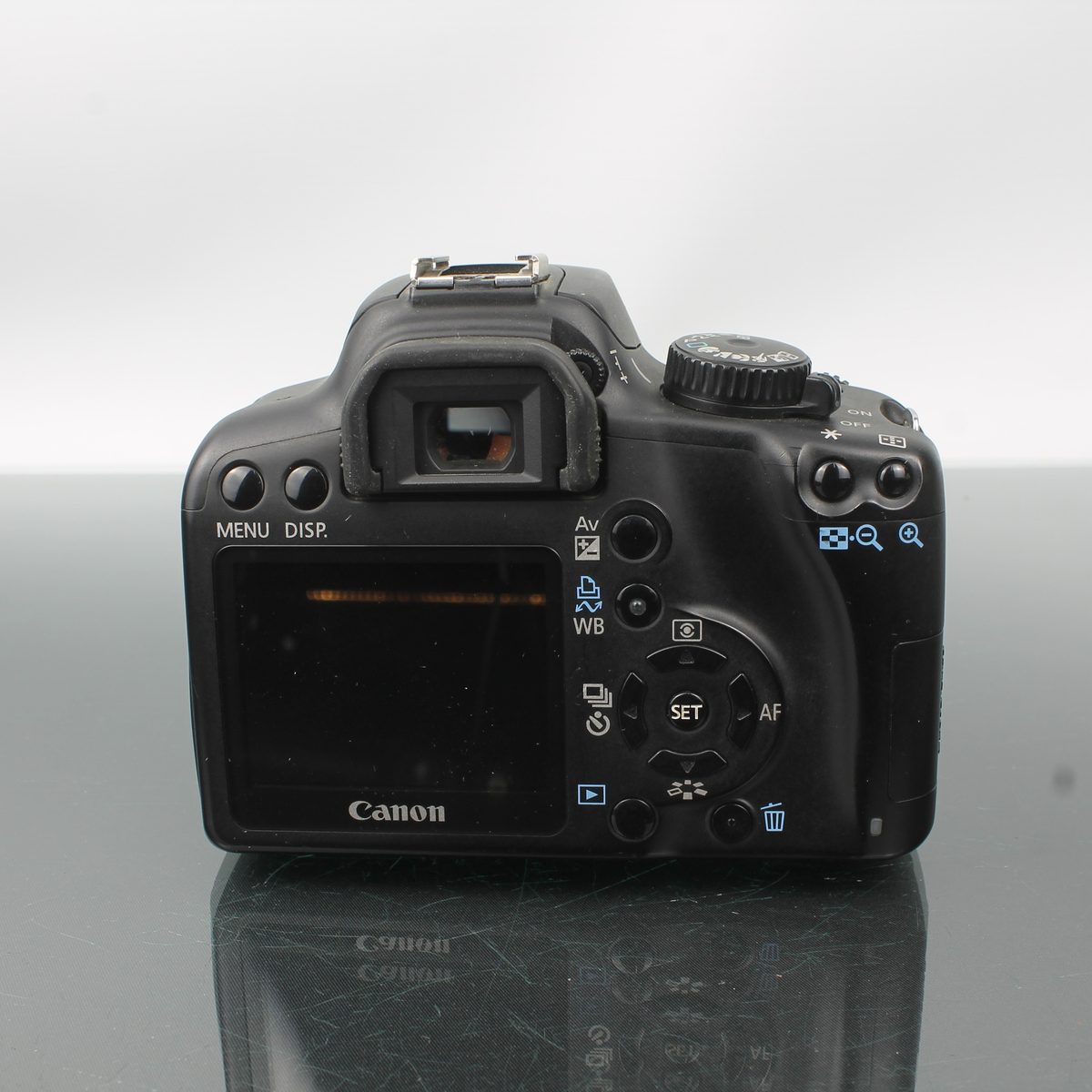 Canon EOS 1000D + Canon Zoom Lens EF 28-80mm f/3.5-5.6