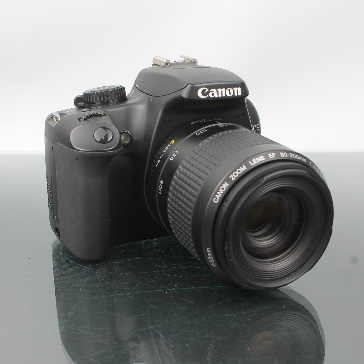 Canon EOS 1000D + Canon EF 80-200mm f/4.5-5.6 II