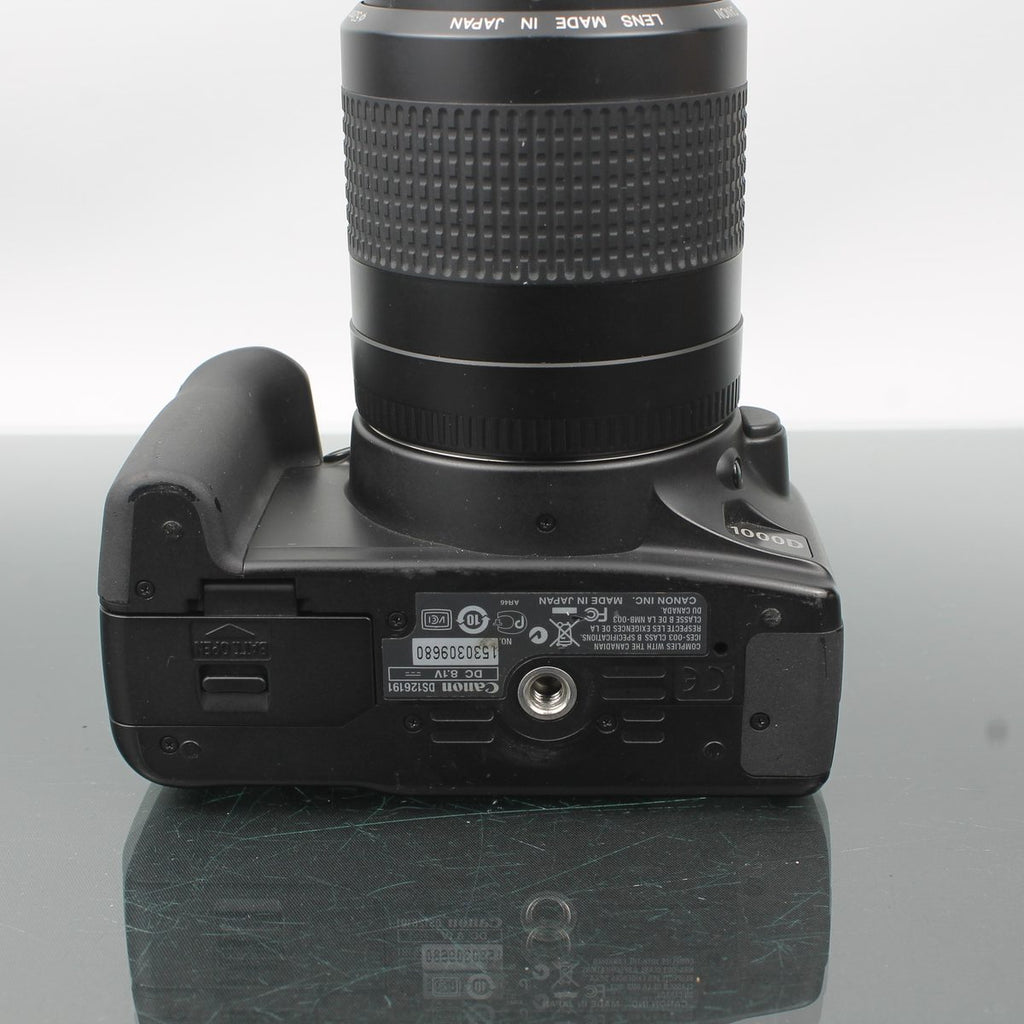 Canon EOS 1000D + Canon EF 80-200mm f/4.5-5.6 II