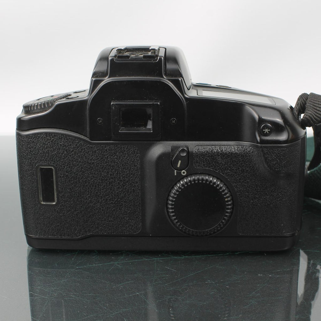 Canon EOS 100 + Canon Zoom Lens EF 35-80mm f/4-5.6 III