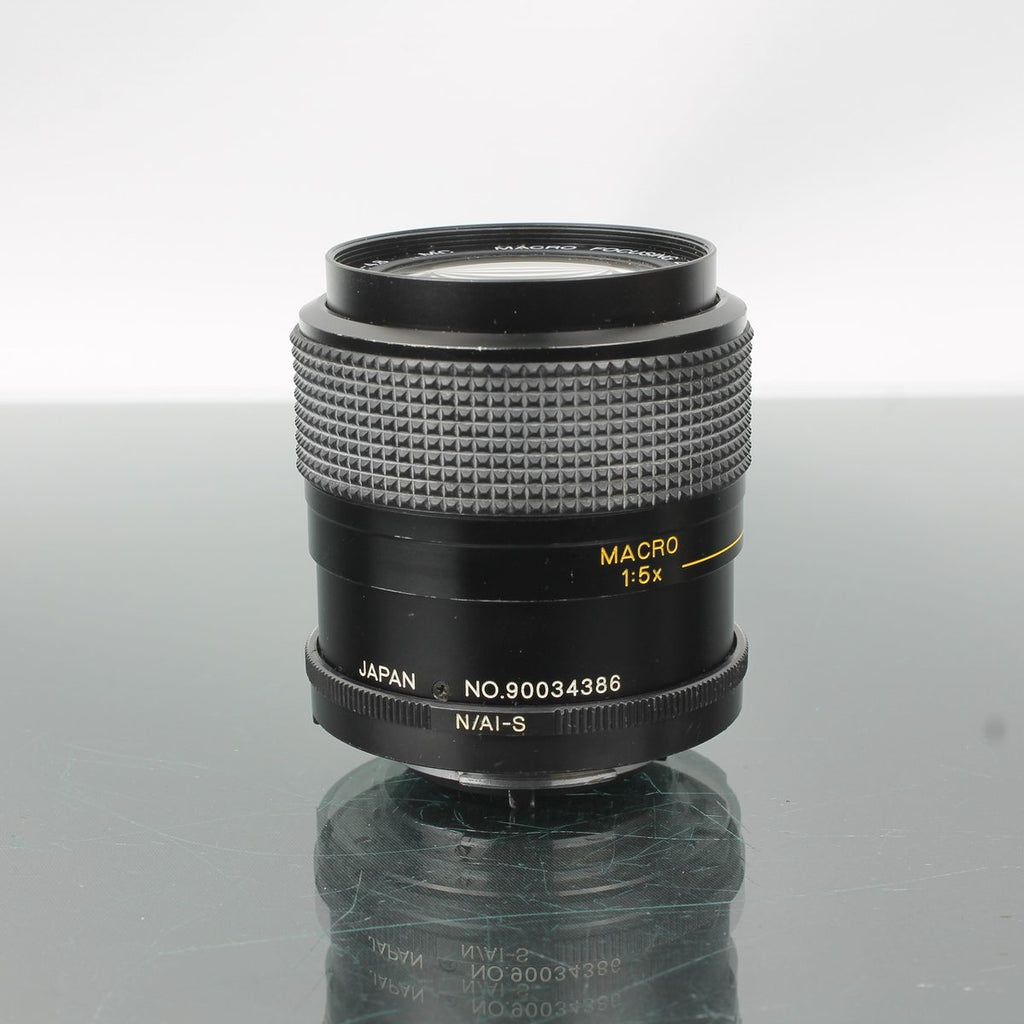 Vivitar 28-70mm f/3.5-4.8 MC