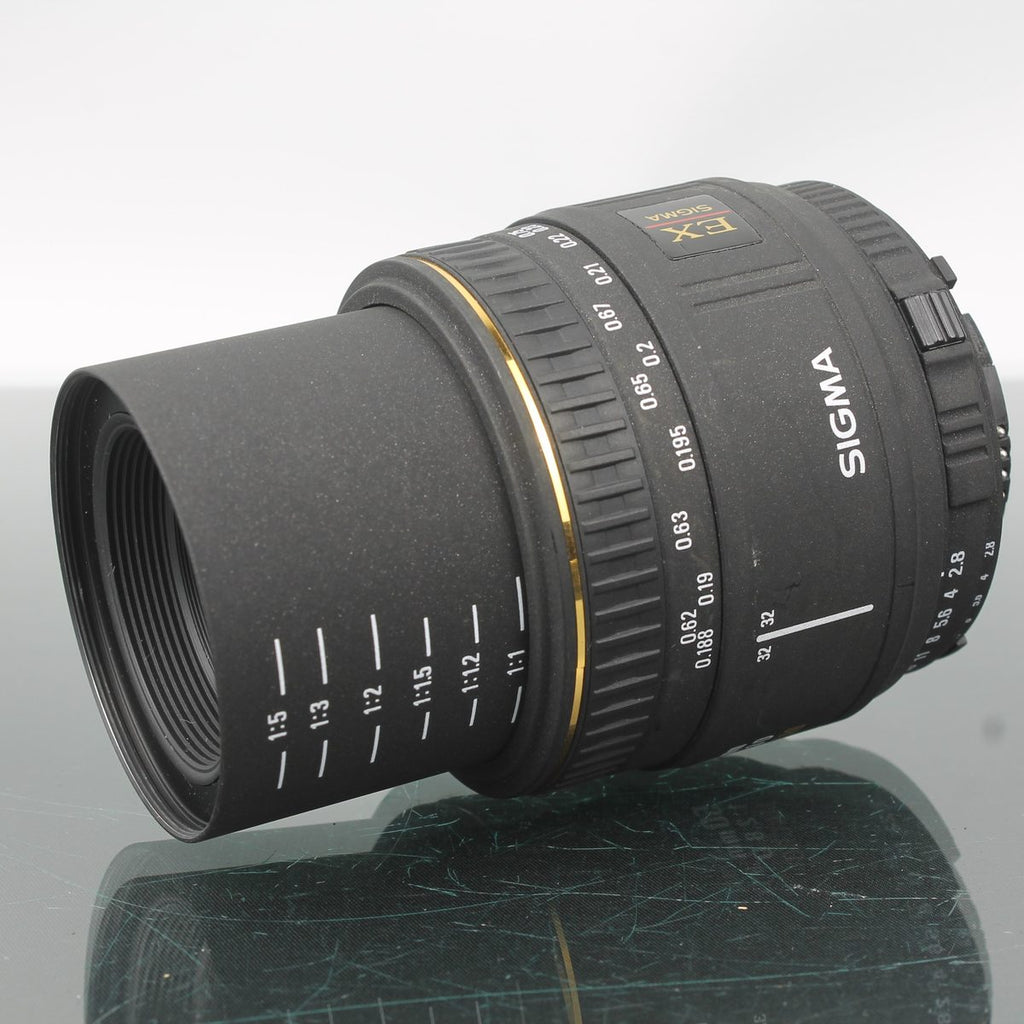 Sigma 50mm f/2.8 D Macro Lens