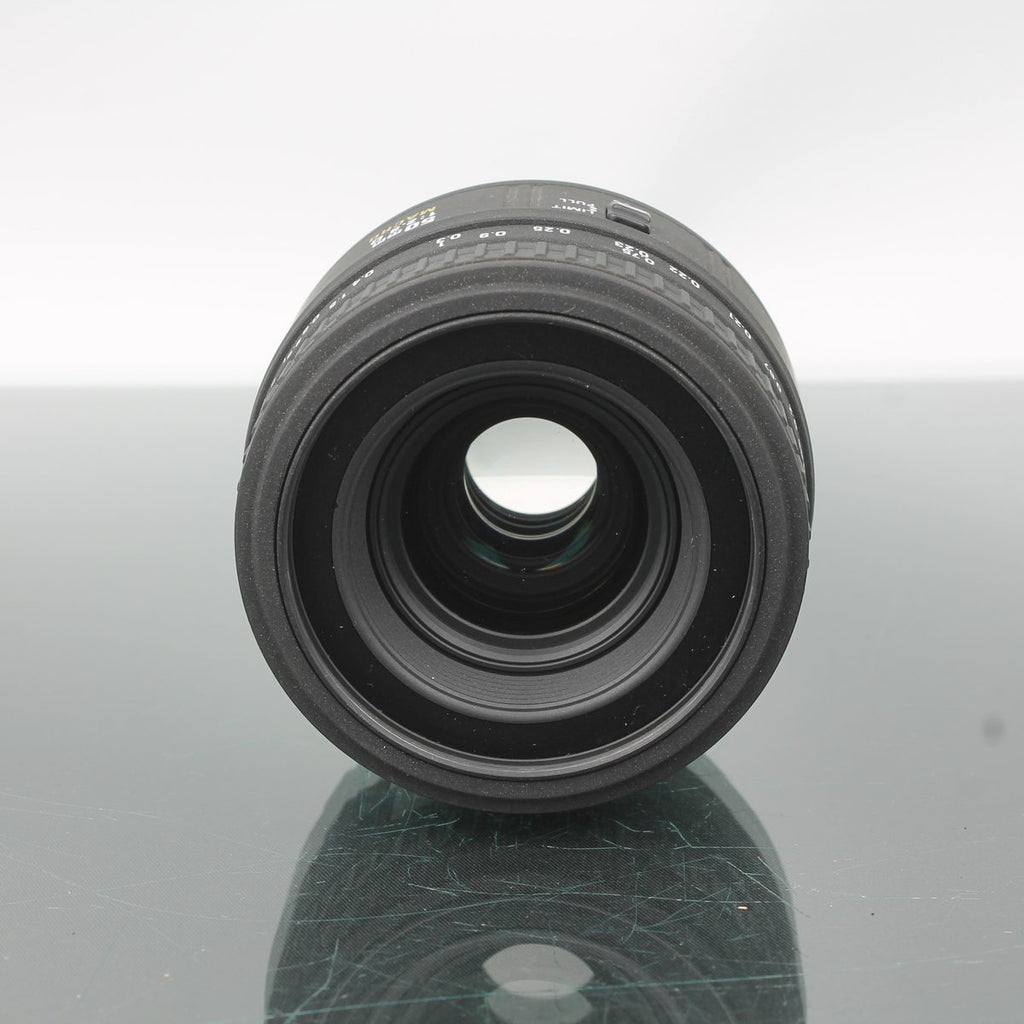 Sigma 50mm f/2.8 D Macro Lens