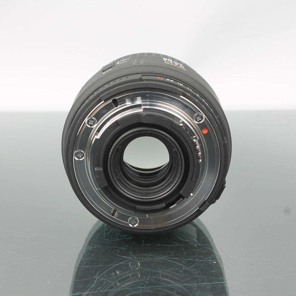 Sigma 50mm f/2.8 D Macro Lens