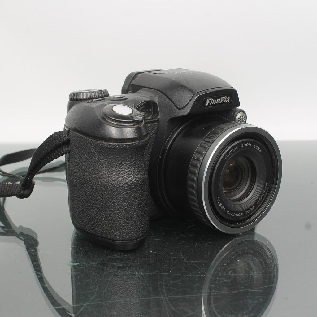Fujifilm FinePix S5500