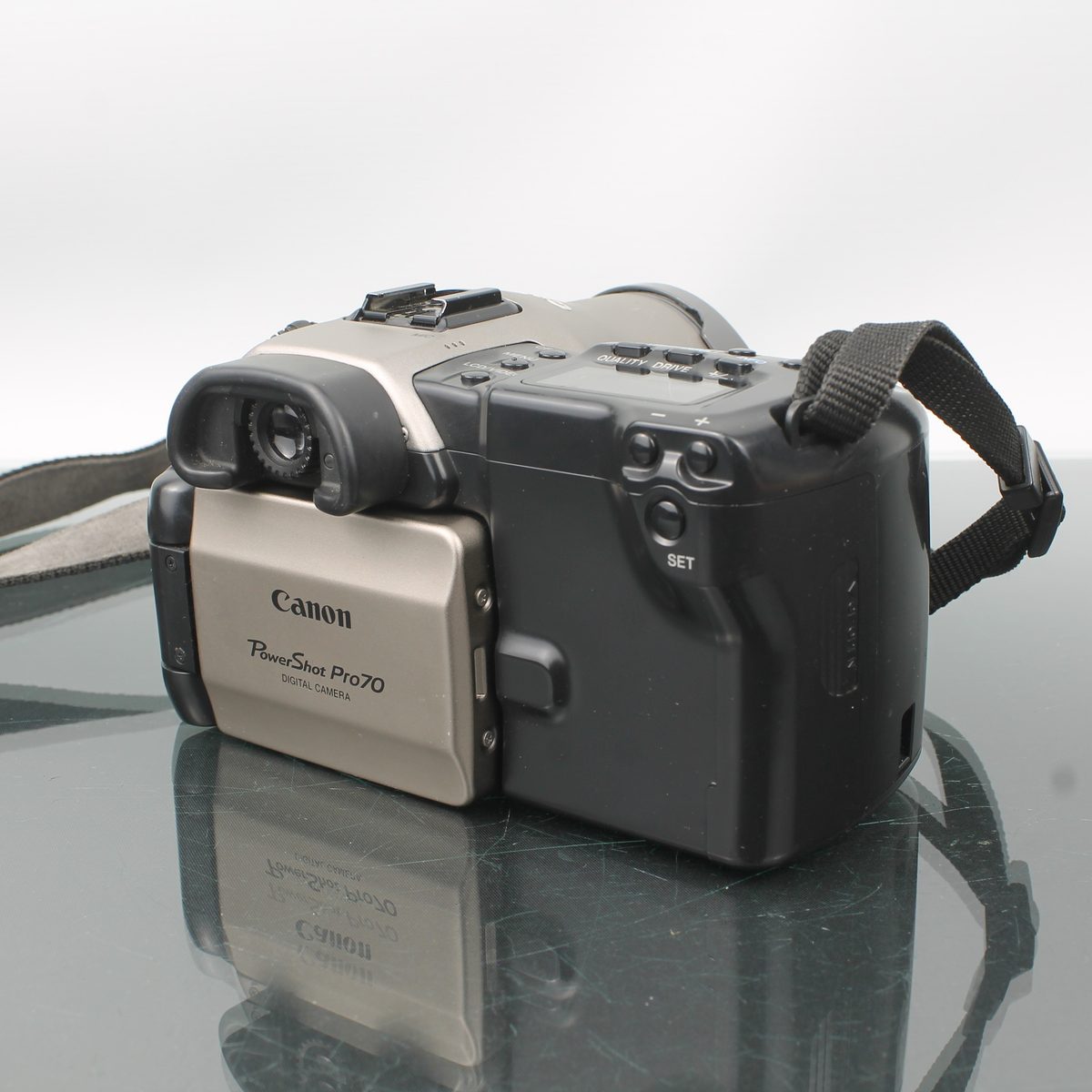 Canon PowerShot Pro70