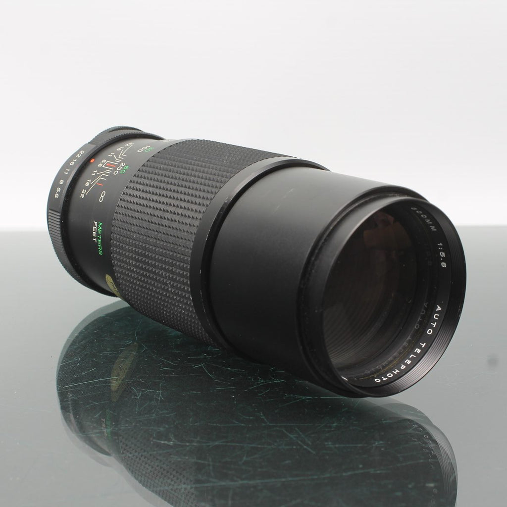 Vivitar 300mm f/5.6 Auto Telephoto