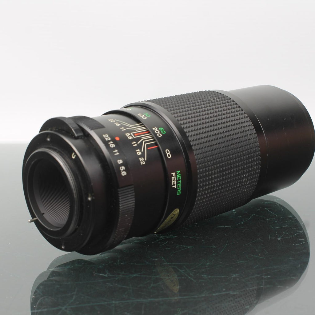 Vivitar 300mm f/5.6 Auto Telephoto