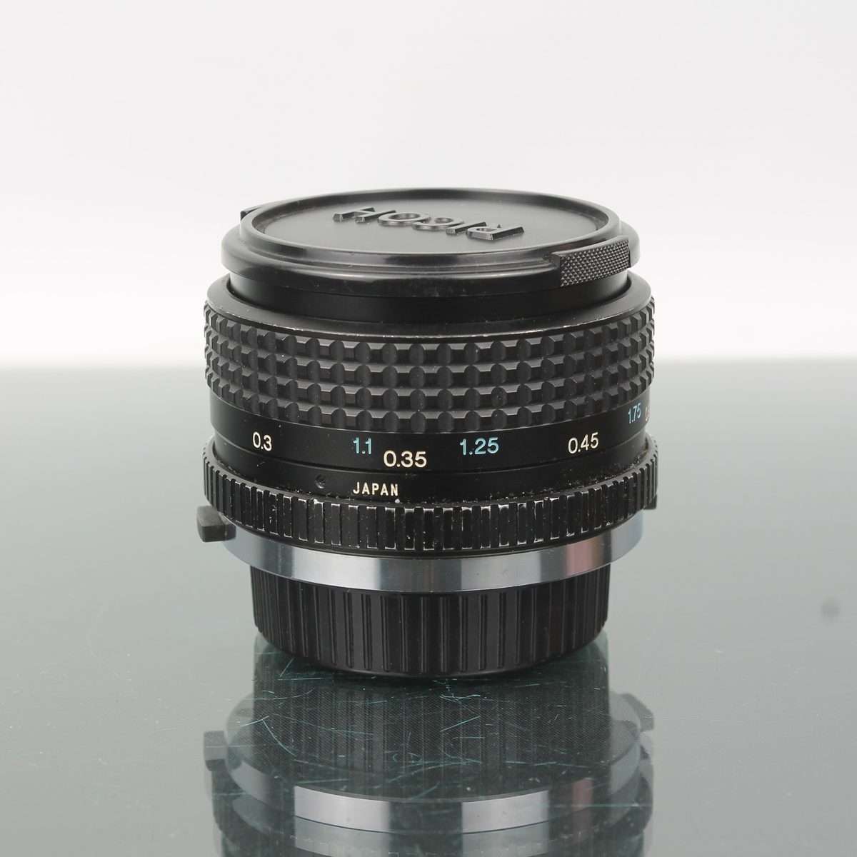 Tokina RMC 28mm f/2.8