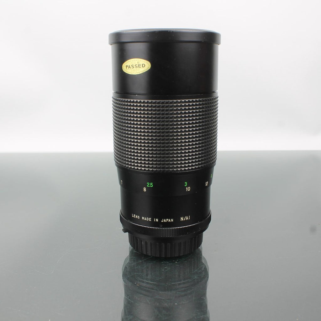 Vivitar 200mm f/3.5 Auto Telephoto