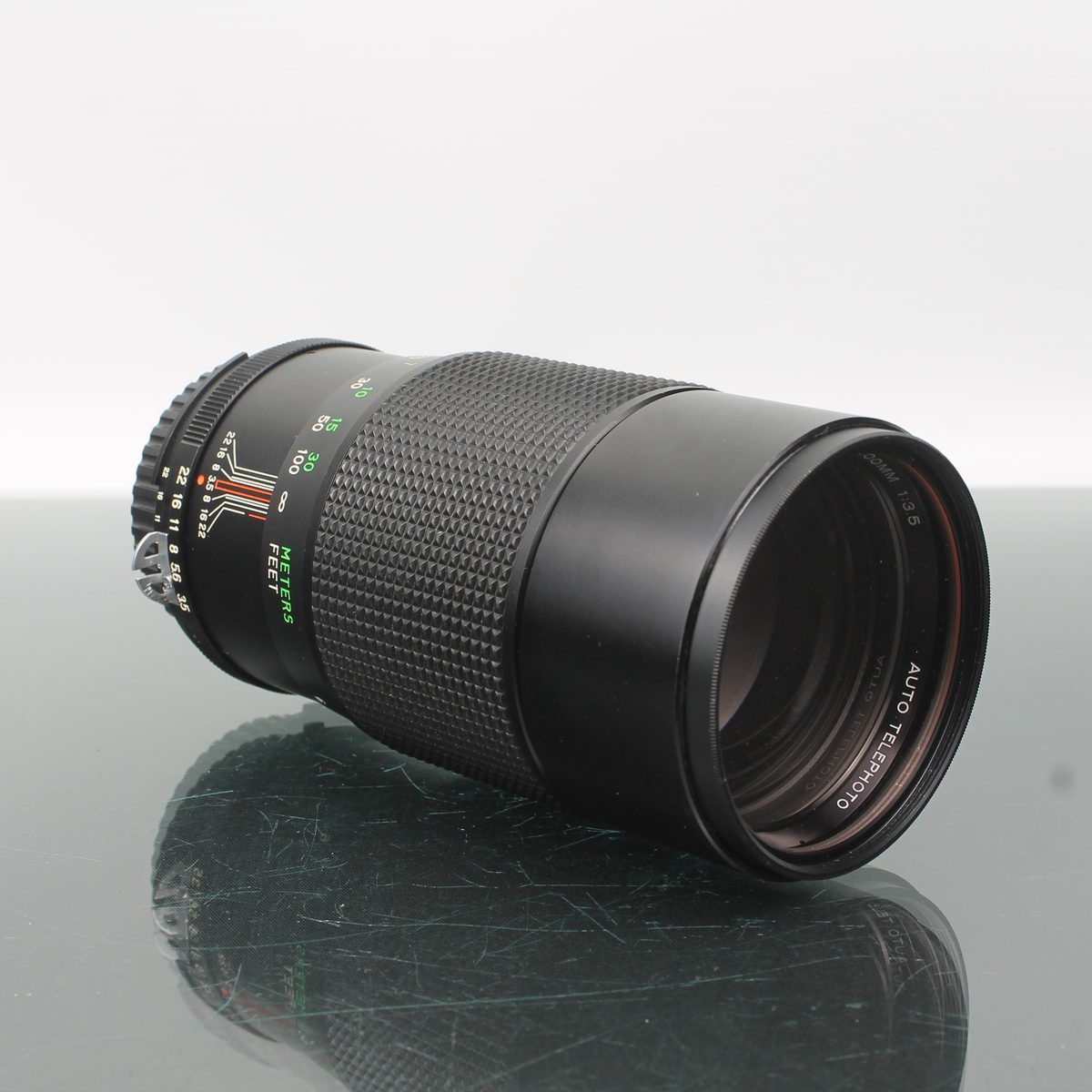 Vivitar 200mm f/3.5 Auto Telephoto