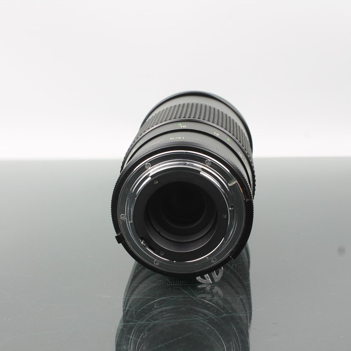 Vivitar 200mm f/3.5 Auto Telephoto